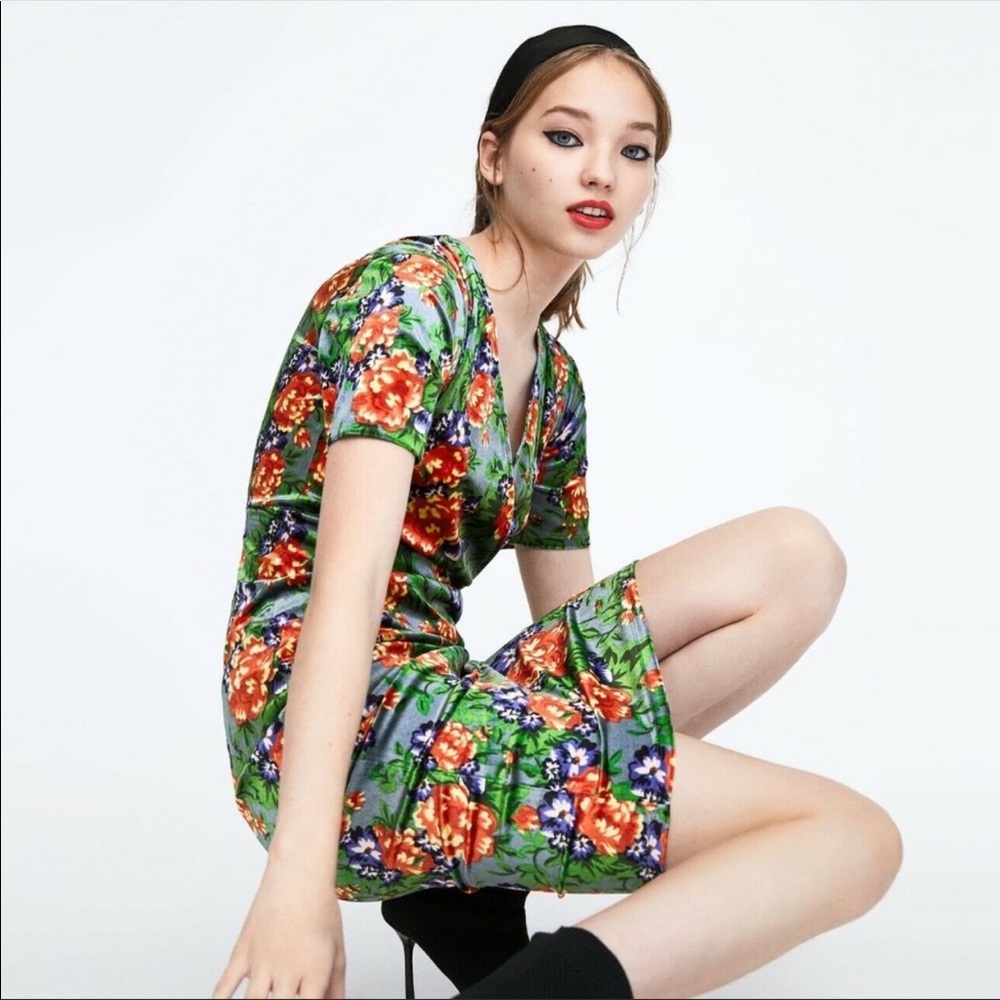 Zara Floral Short Sleeve Velvet Midi Bodycon Dress